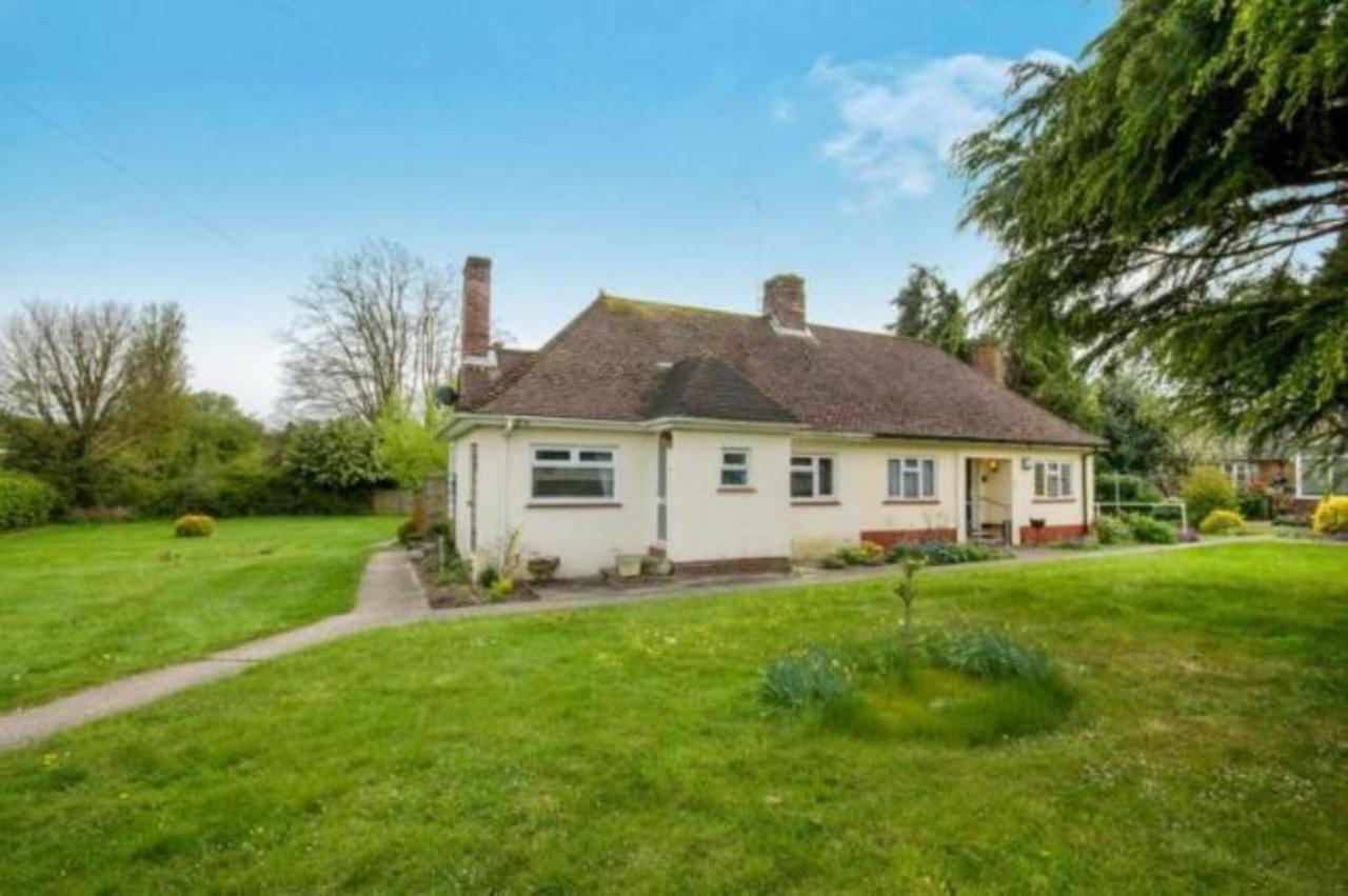 Grove Cottage Basingstoke Buitenkant foto